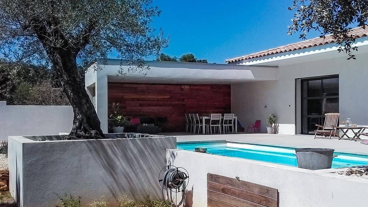 Photo of Patio Balcony in Vers-Pont-du-Gard