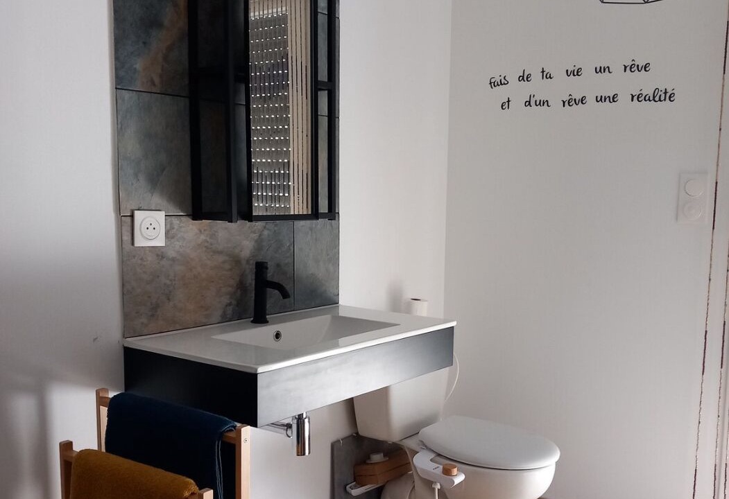 Photo of Bathroom in Velleron