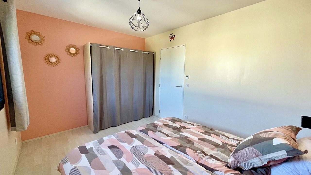Photo of Bedroom in Pierrefeu-du-Var