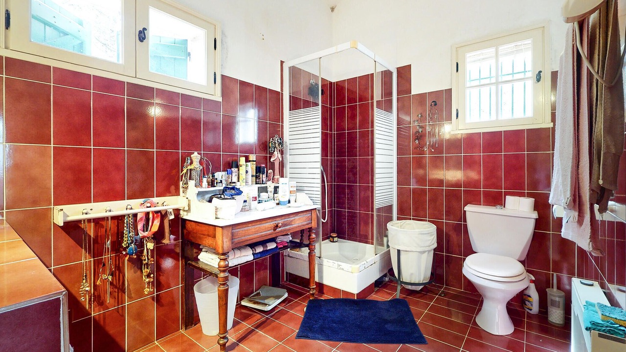 Photo of Bathroom in Sollies-Ville