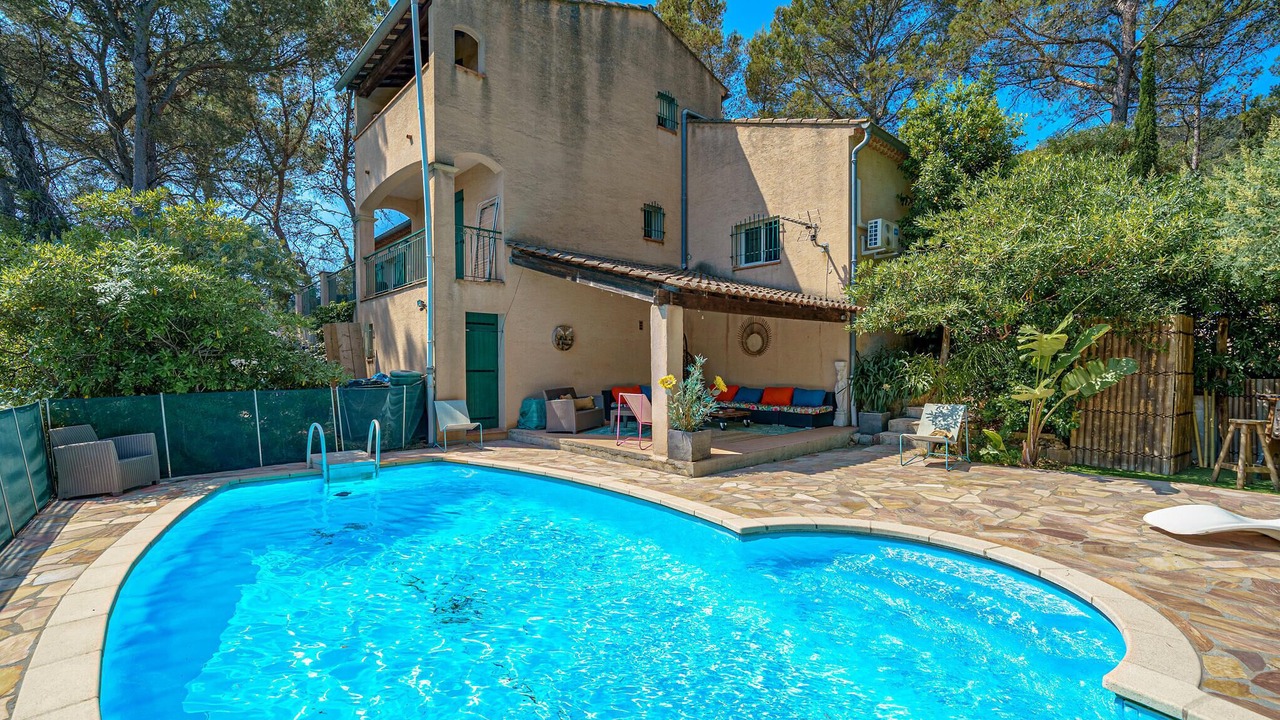 Photo of Outdoor in Sollies-Ville
