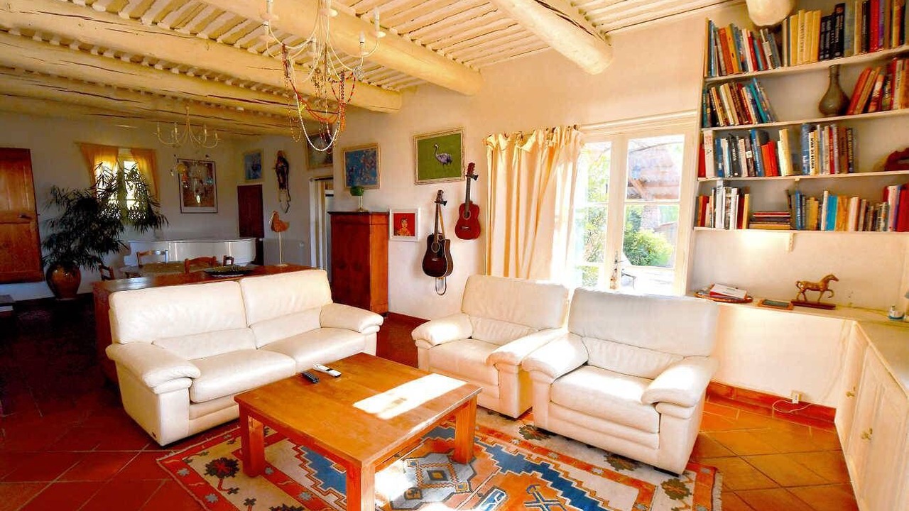 Photo of Livingroom in Saint-Martin-de-Castillon
