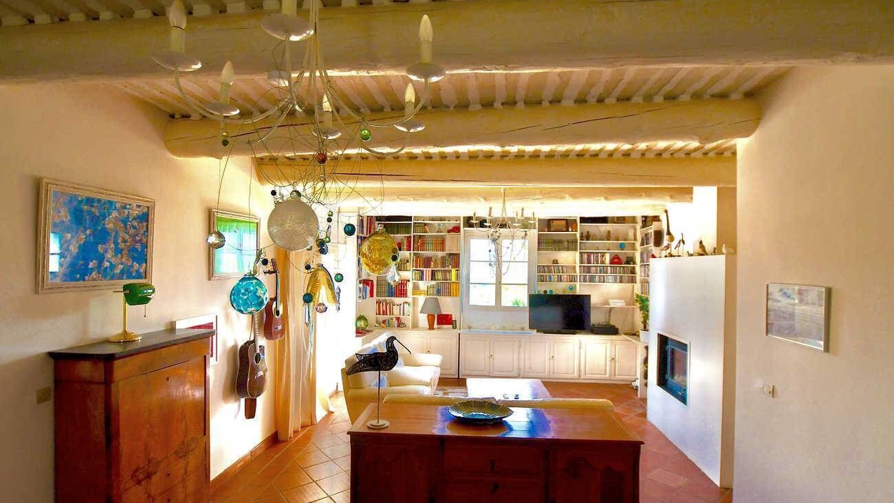 Photo of Livingroom in Saint-Martin-de-Castillon