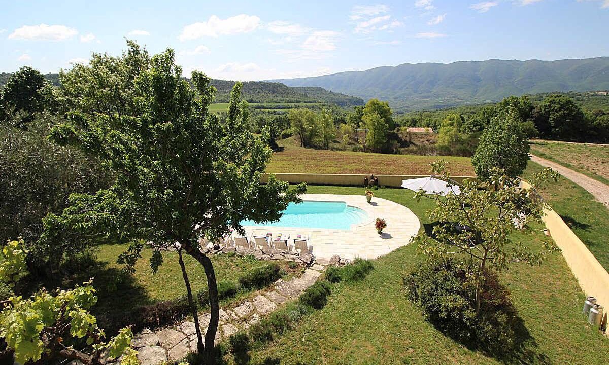 Photo of Outdoor in Saint-Martin-de-Castillon