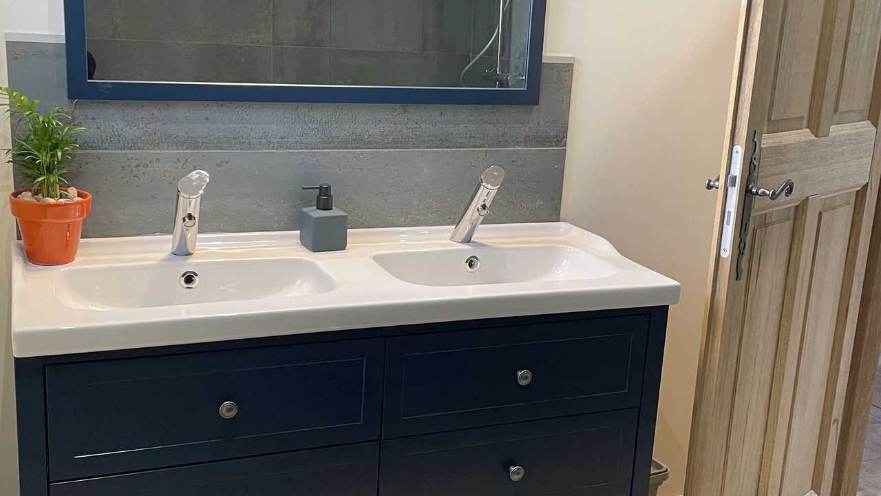 Photo of Bathroom in Caromb