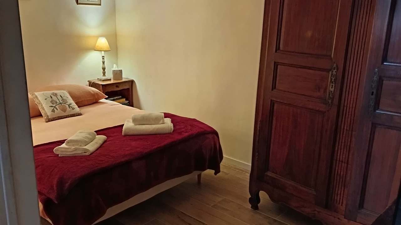 Photo of Bedroom in Caromb