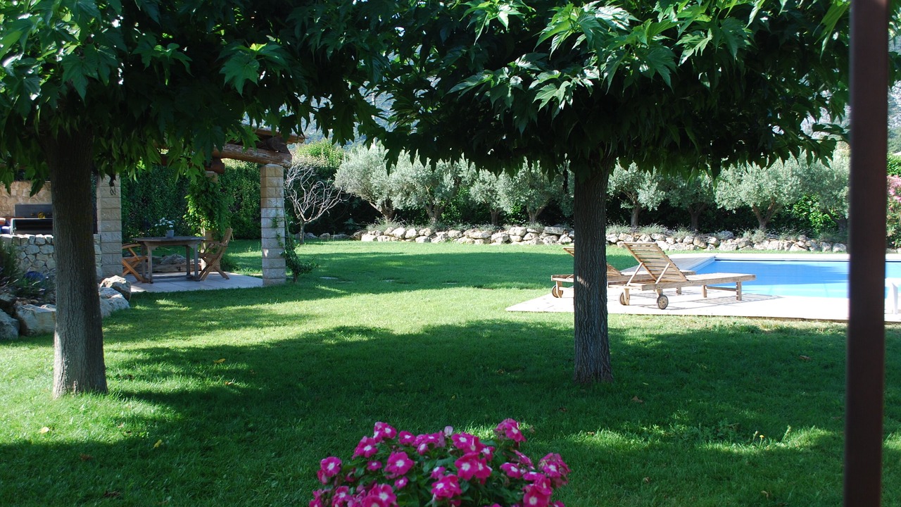Photo of Outdoor in Maubec