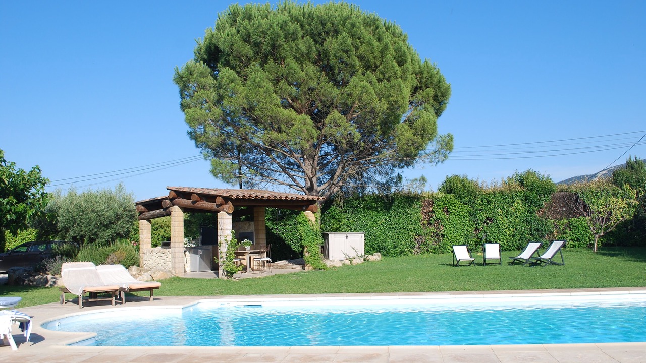Photo of Outdoor in Maubec