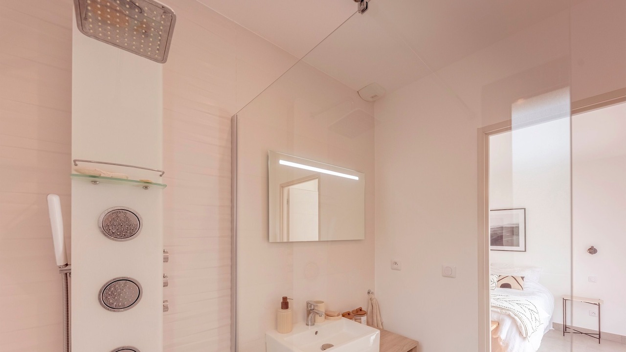 Photo of Bathroom in Montfort-sur-Argens