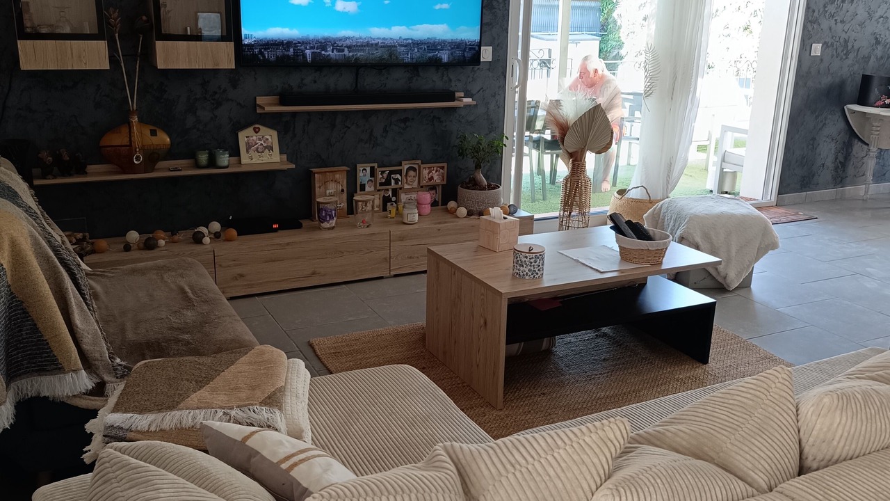 Photo of Livingroom in Gareoult