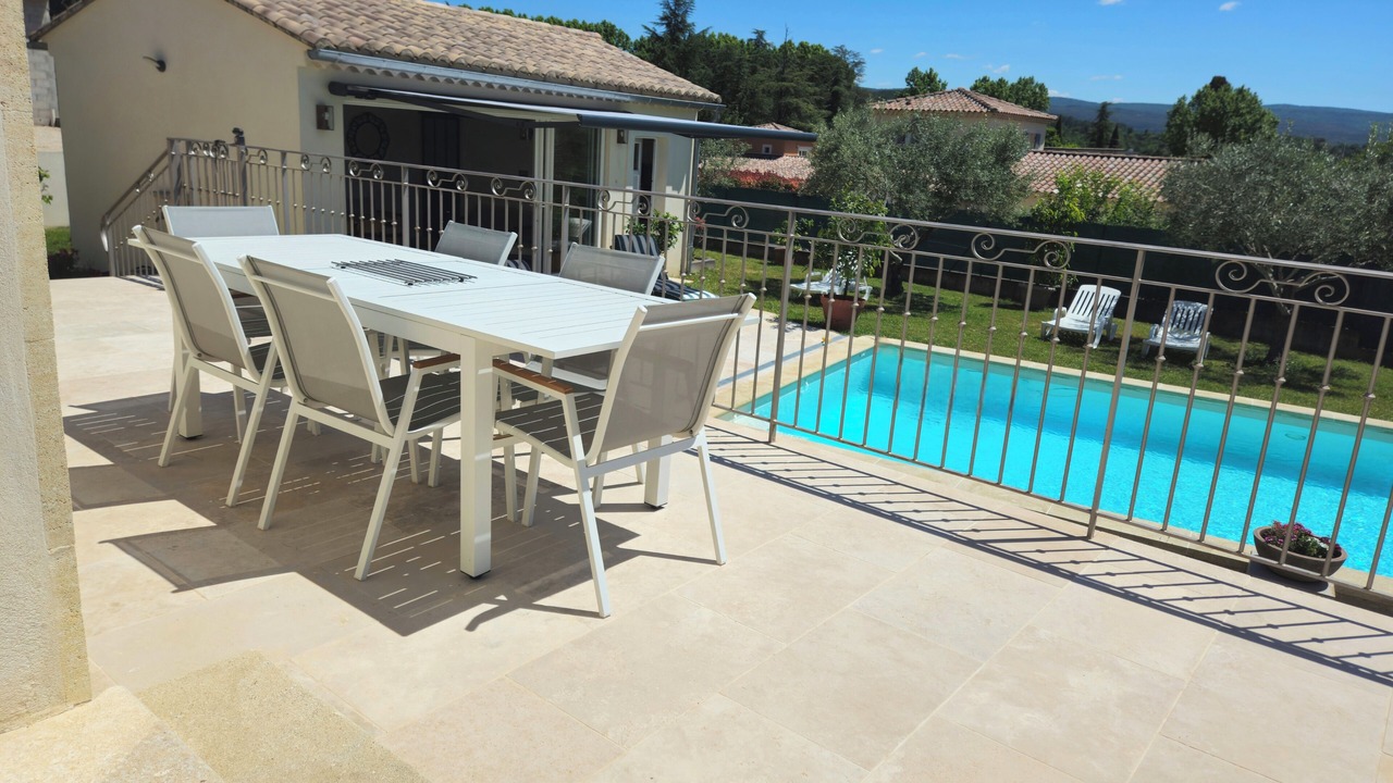 Photo of Outdoor in Mormoiron