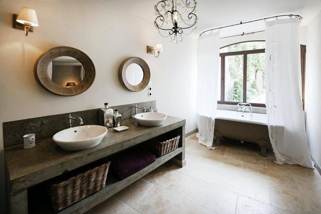 Photo of Bathroom in Lacoste