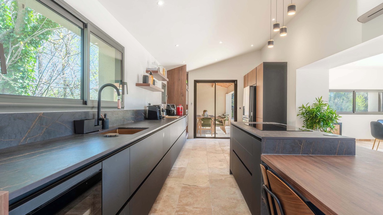 Photo of Kitchen in Maussane