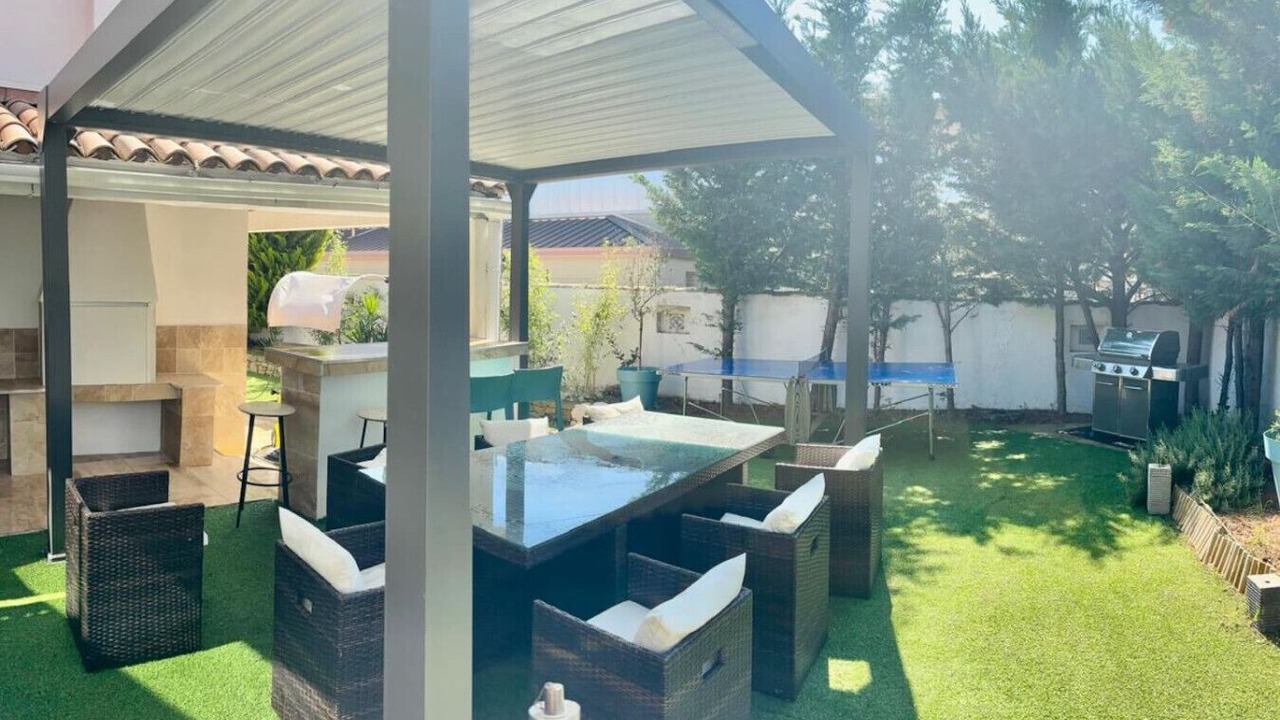 Photo of Outdoor in Pelissanne