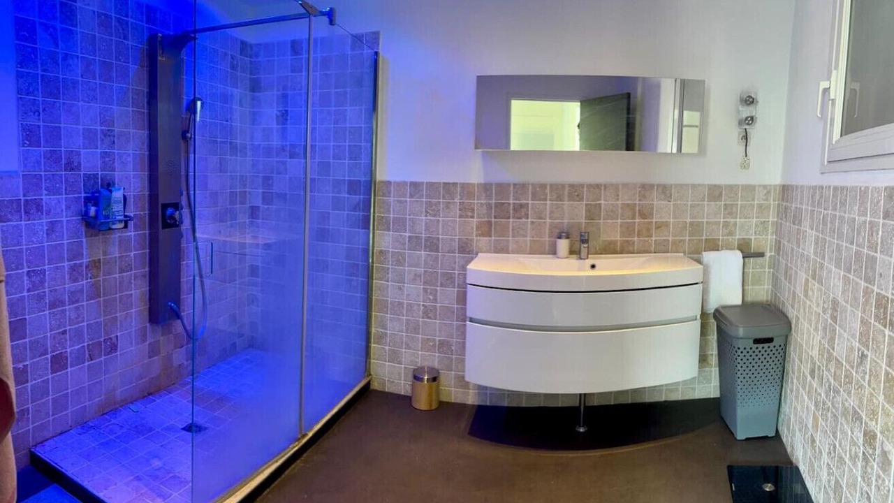 Photo of Bathroom in Pelissanne