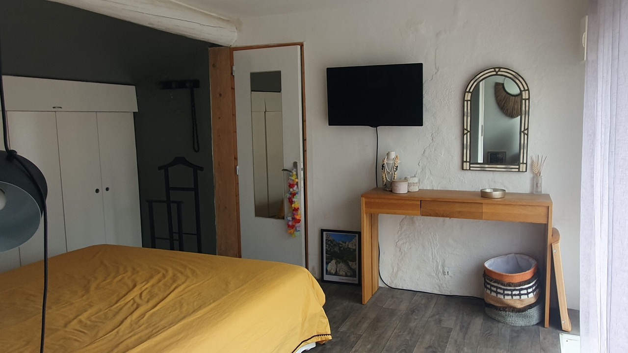 Photo of Bedroom in Roquevaire