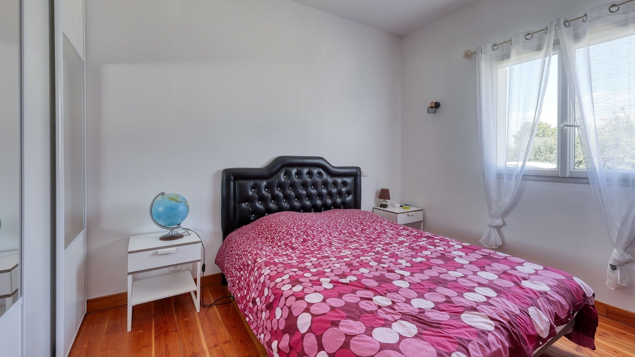 Photo of Bedroom in Lorgues