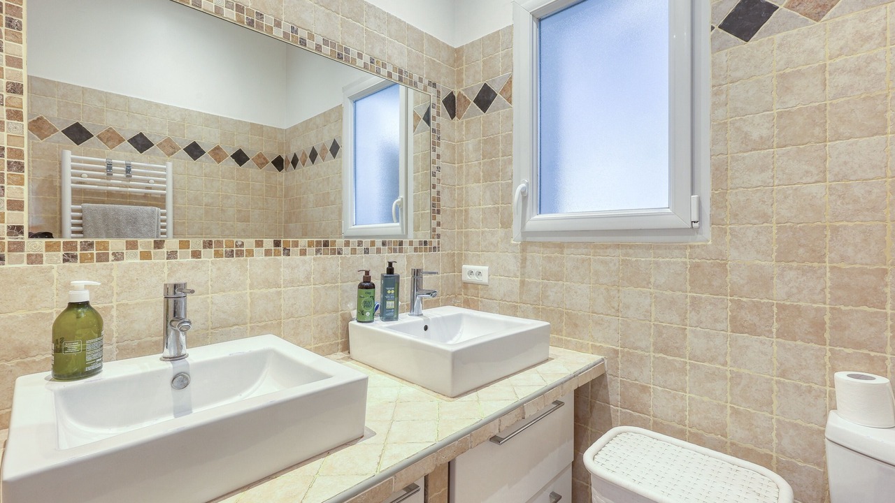 Photo of Bathroom in Lorgues