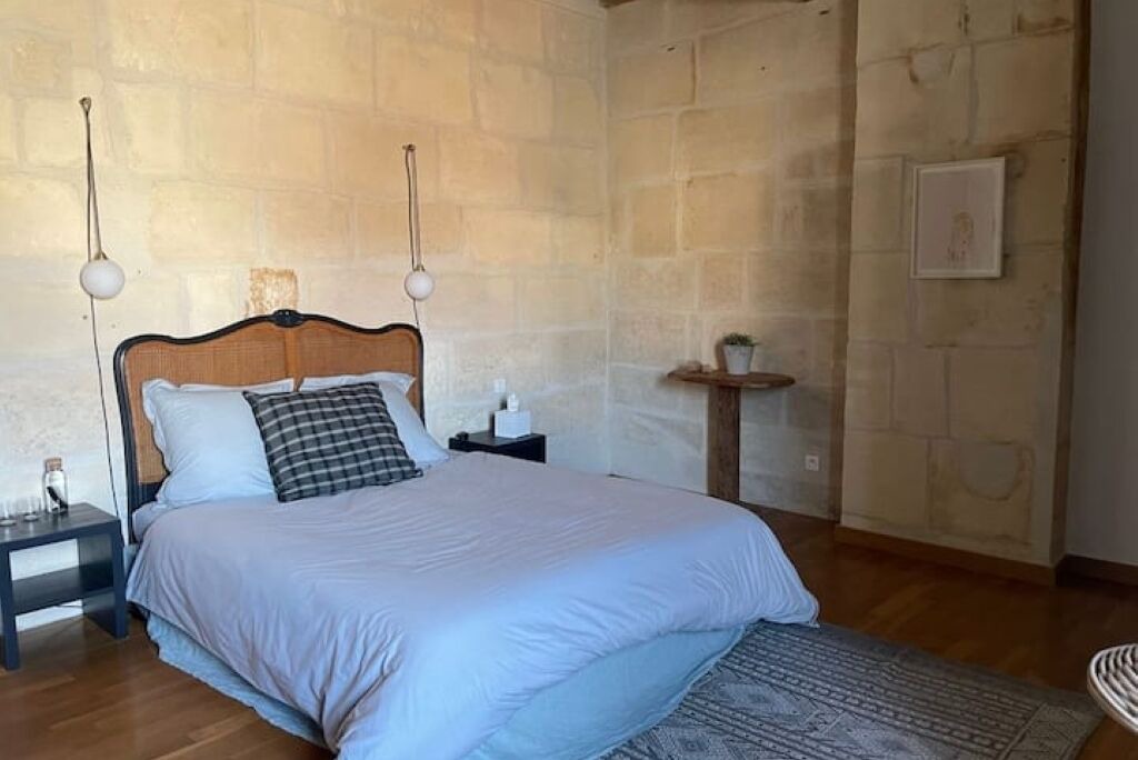 Photo of Bedroom in Arles