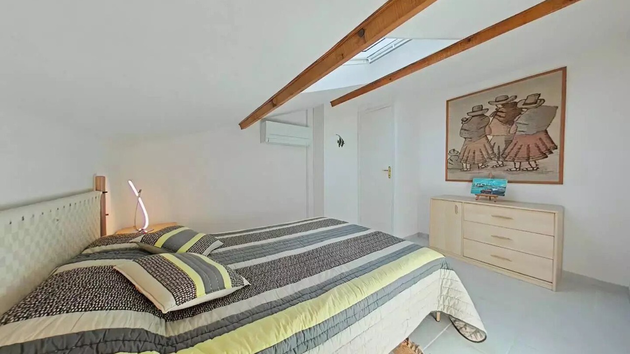 Photo of Bedroom in Miramar