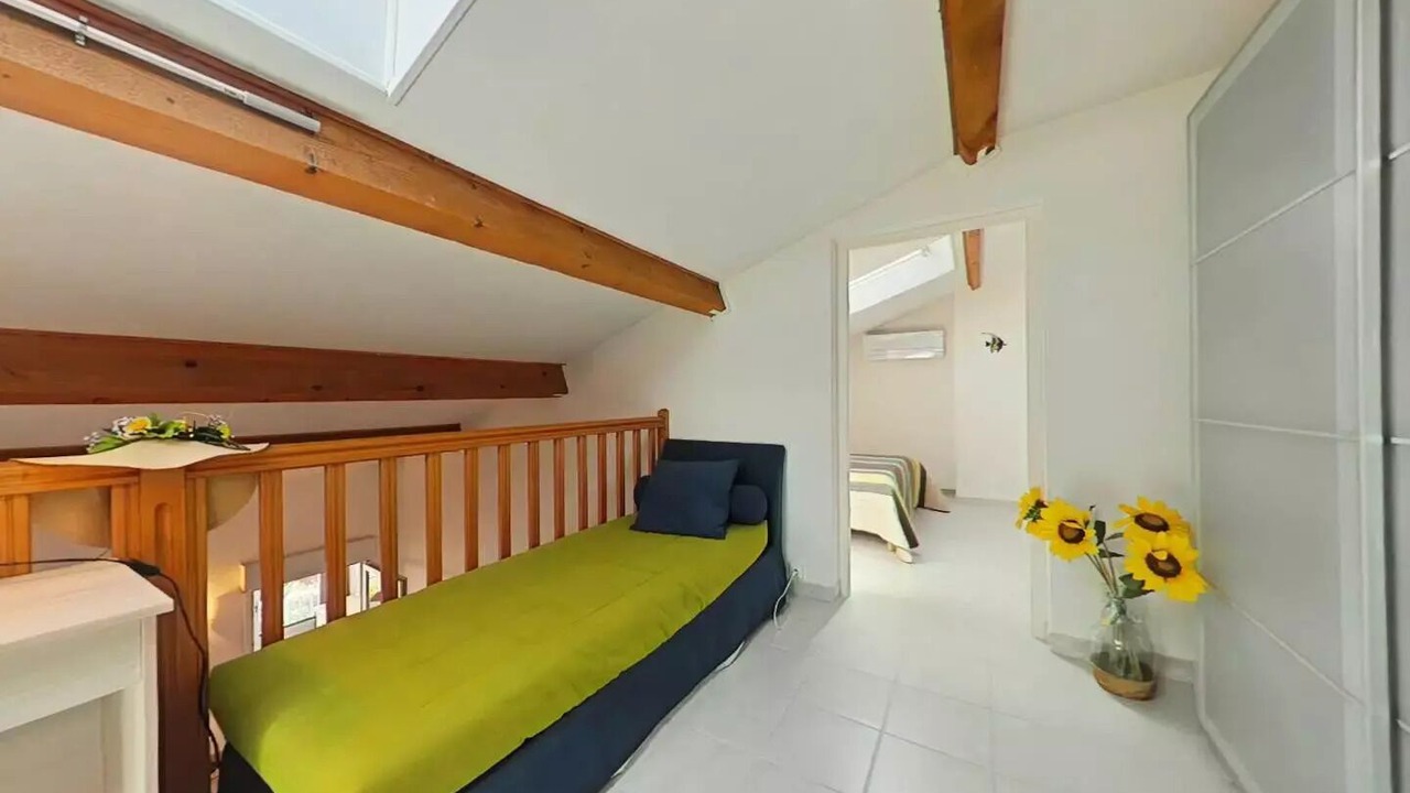 Photo of Bedroom in Miramar