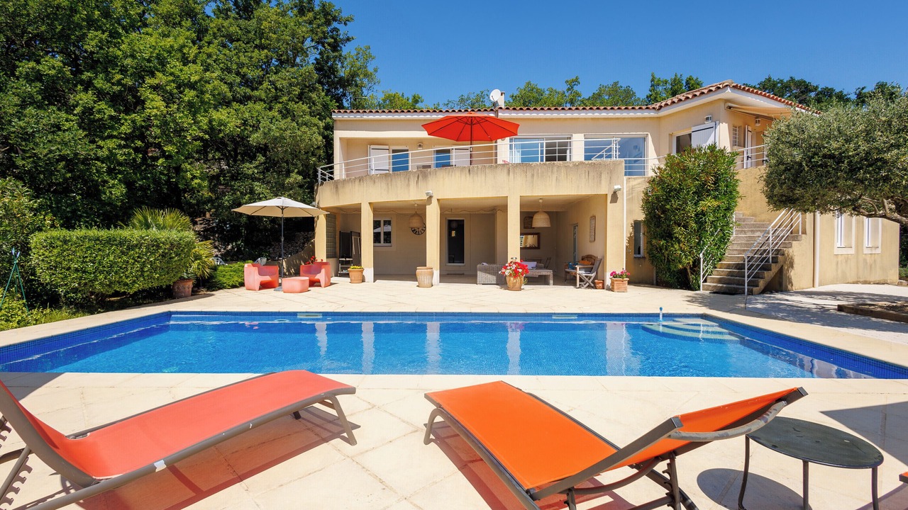 Photo of Outdoor in Rochefort-du-Gard
