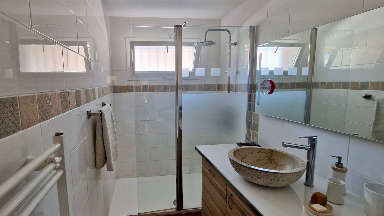 Photo of Bathroom in La Valette-du-Var