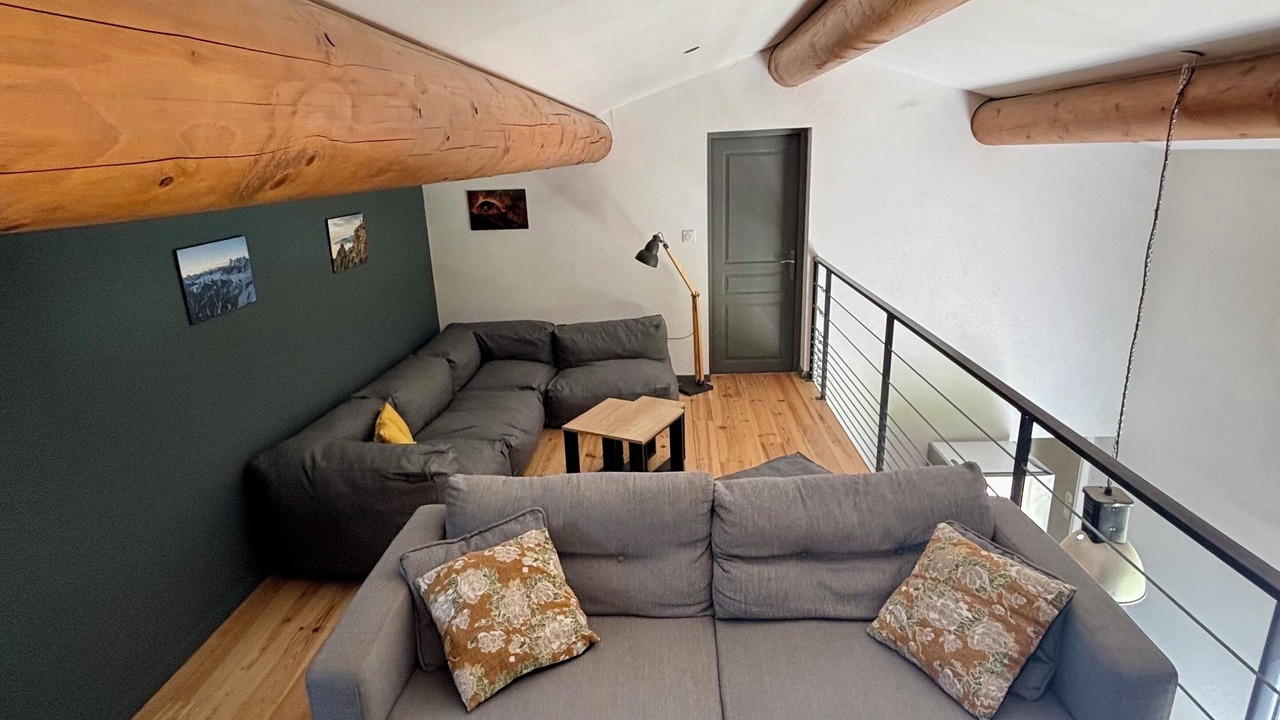Photo of Livingroom in Crestet