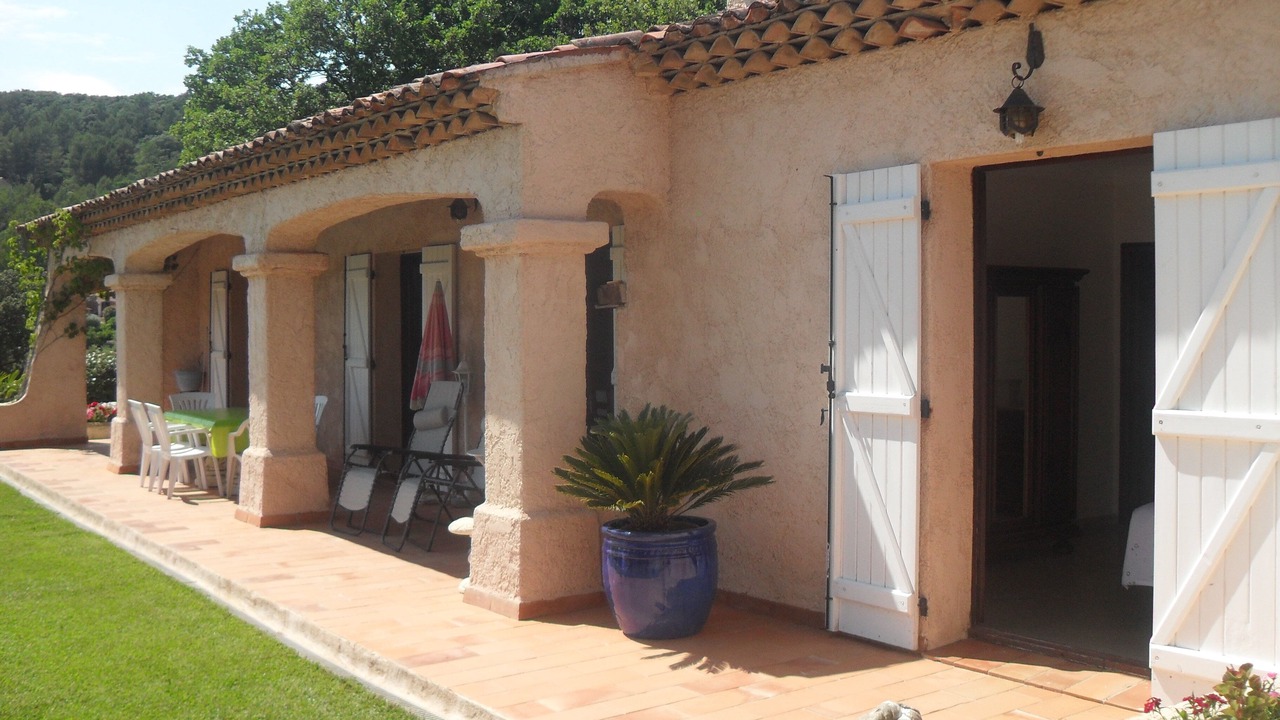 Photo of Patio Balcony in Cabasse