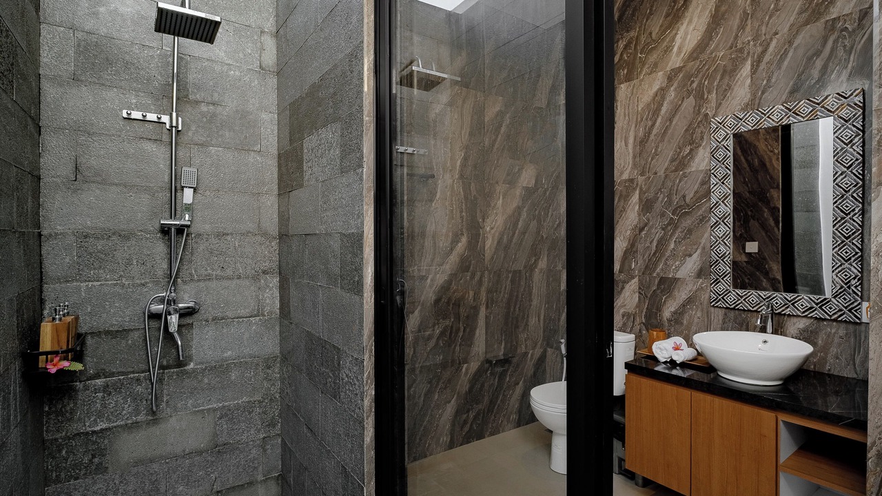Photo of Bathroom in Singakerta