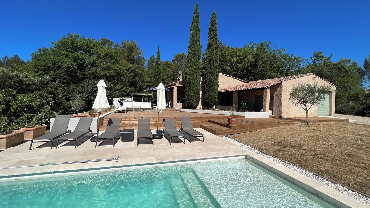 Photo of Outdoor in Saint-Maximin-la-Sainte-Baume