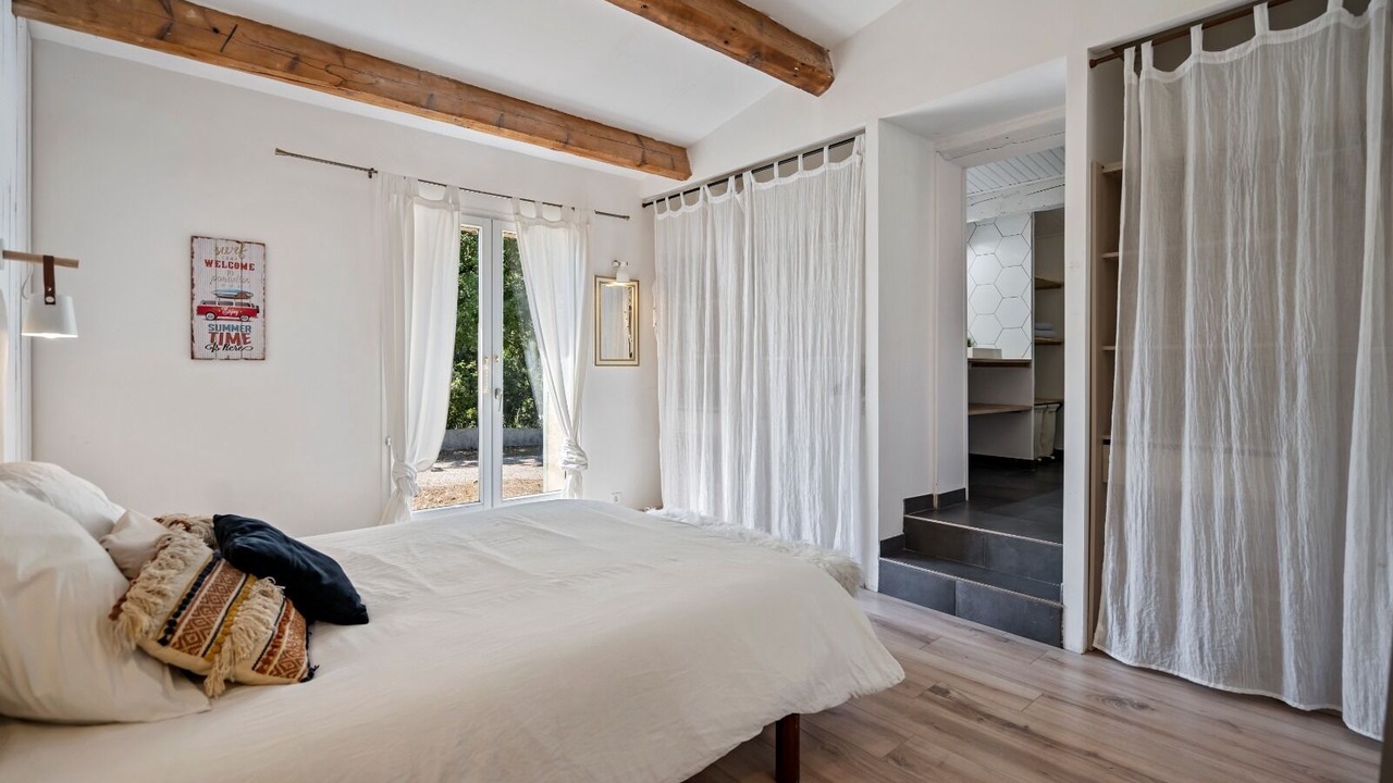Photo of Bedroom in Saint-Maximin-la-Sainte-Baume