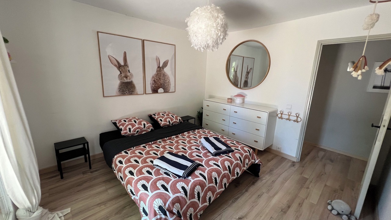 Photo of Bedroom in Saint-Maximin-la-Sainte-Baume