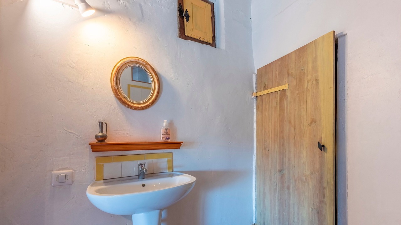 Photo of Bathroom in Brignoles