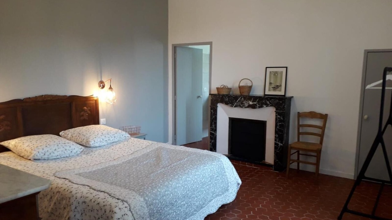 Photo of Bedroom in Lioux