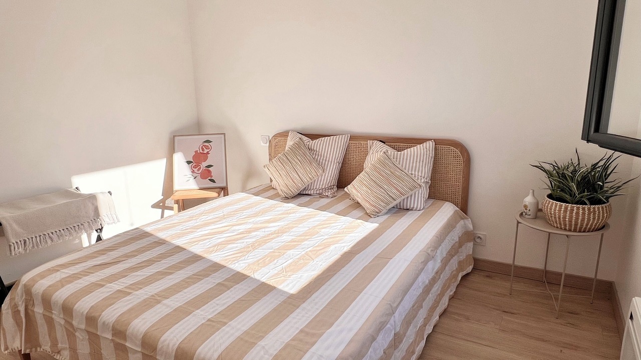 Photo of Bedroom in Venasque