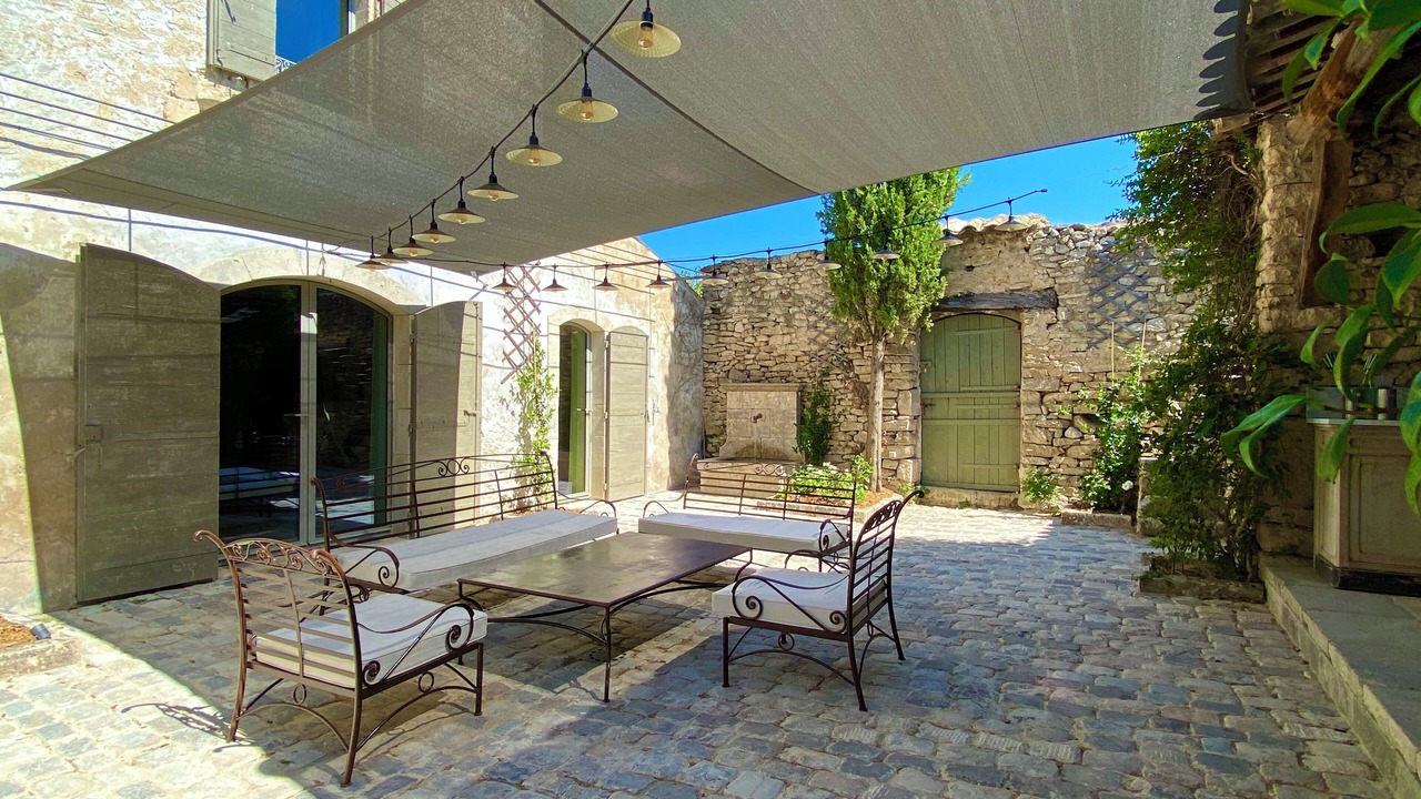Photo of Patio Balcony in Menerbes