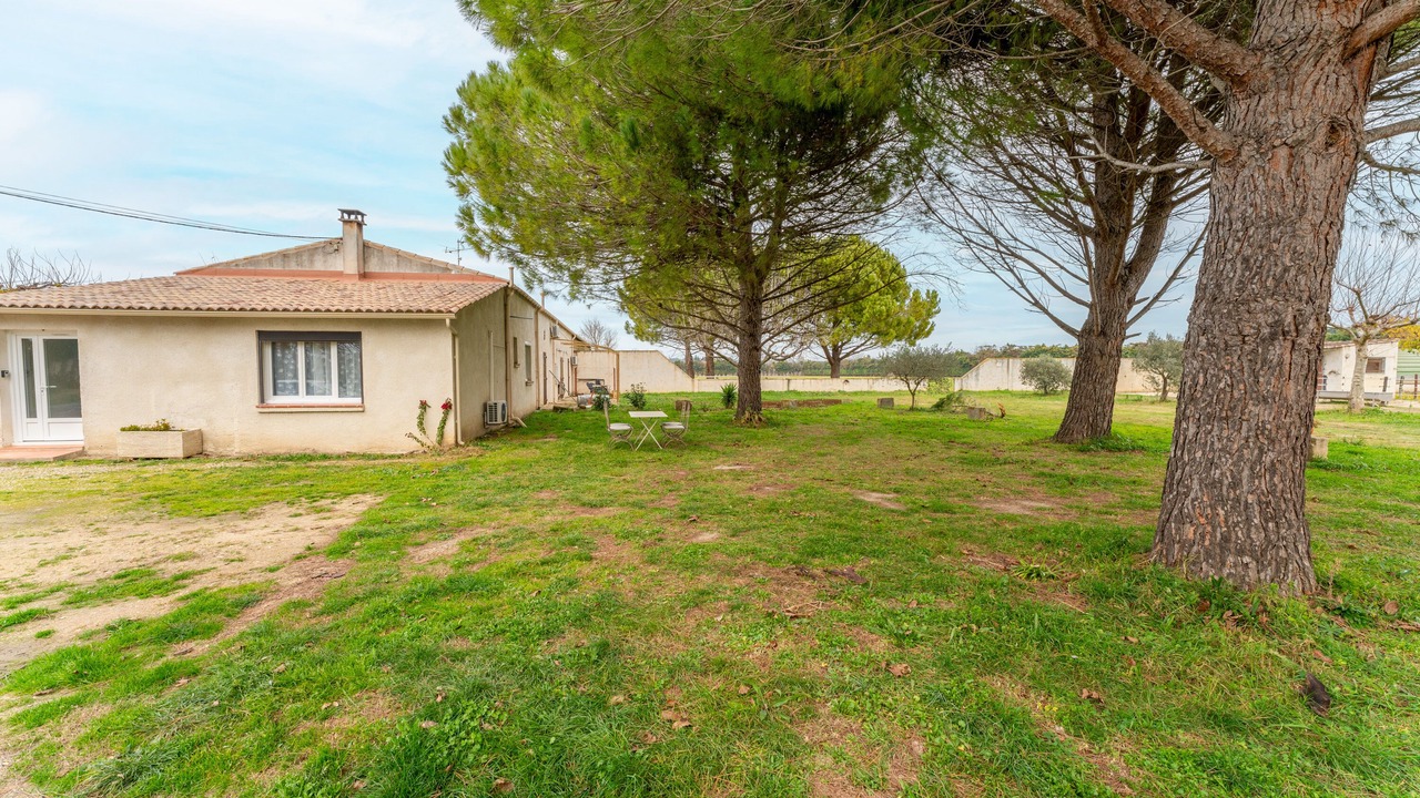 Photo of Outdoor in Beaucaire