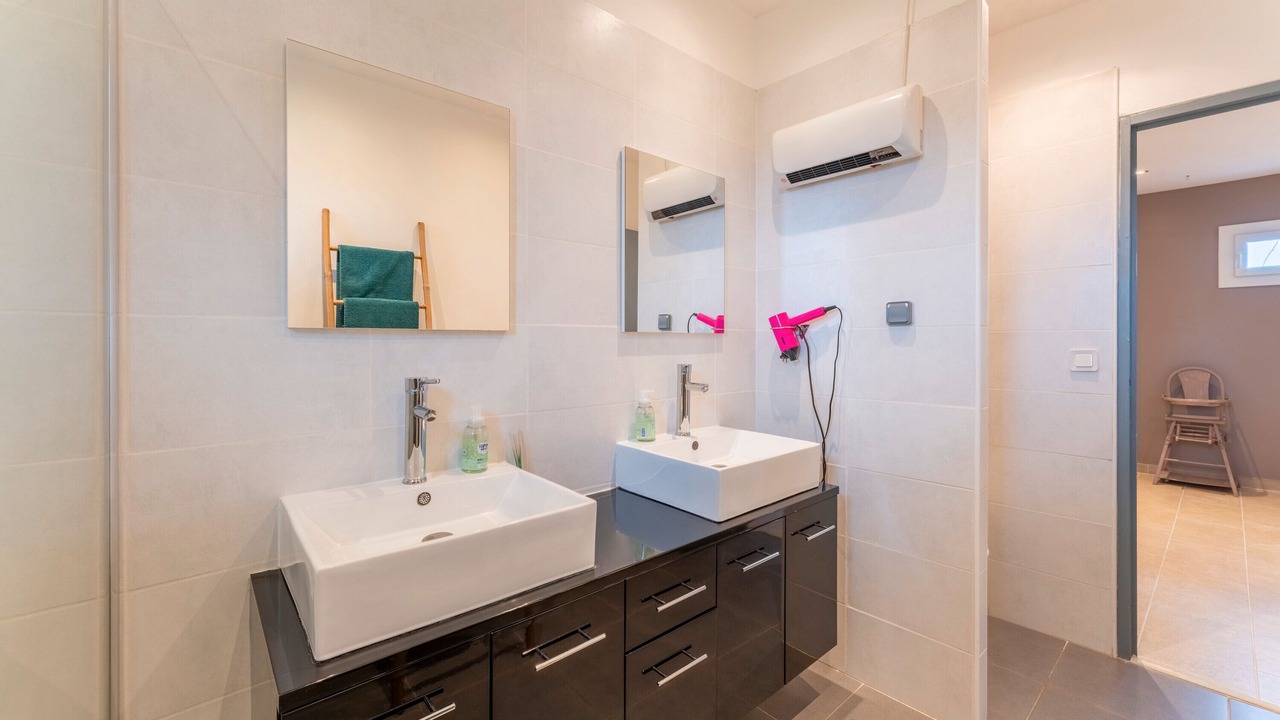 Photo of Bathroom in Beaucaire