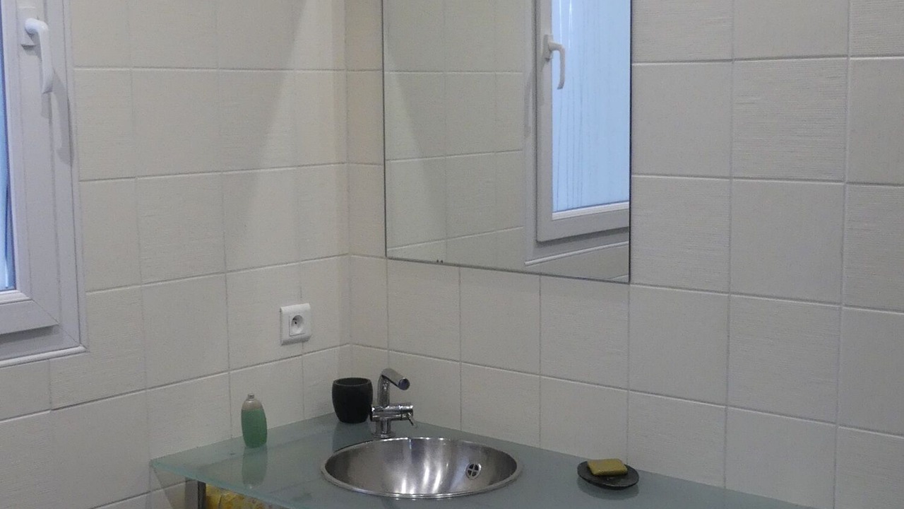 Photo of Bathroom in La Roque-d'Antheron