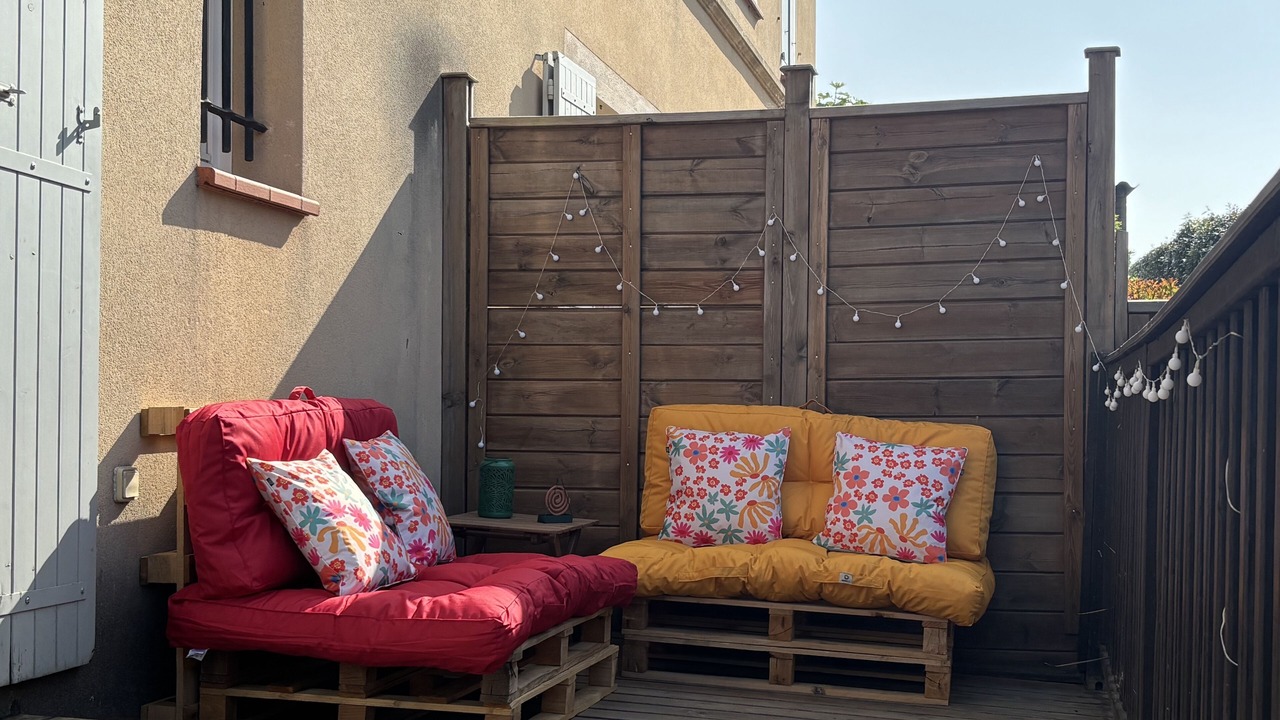 Photo of Patio Balcony in Pont Royal
