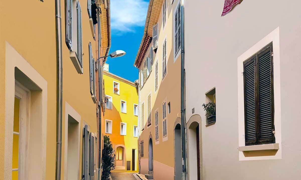 Photo of Outdoor in Hyeres City Centre