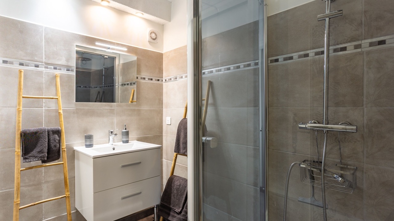 Photo of Bathroom in Montfrin