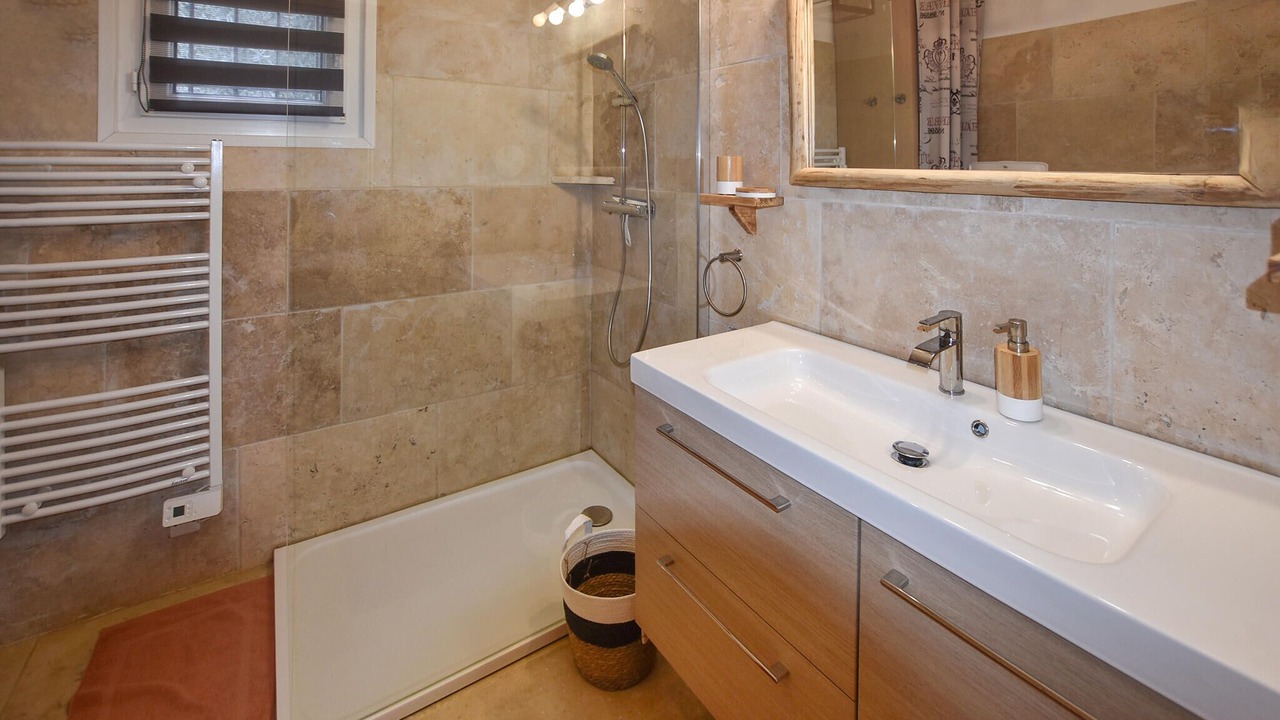 Photo of Bathroom in Vaison-la-Romaine