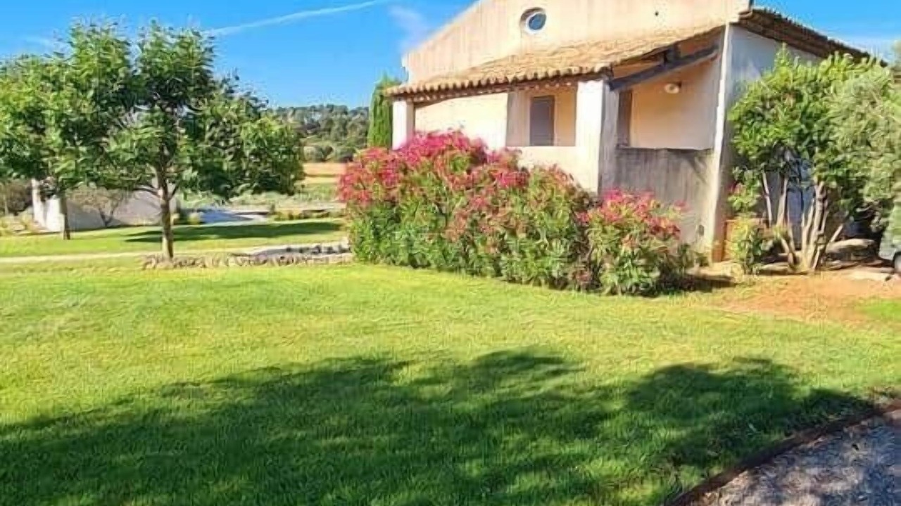Photo of Outdoor in La Bastide-des-Jourdans