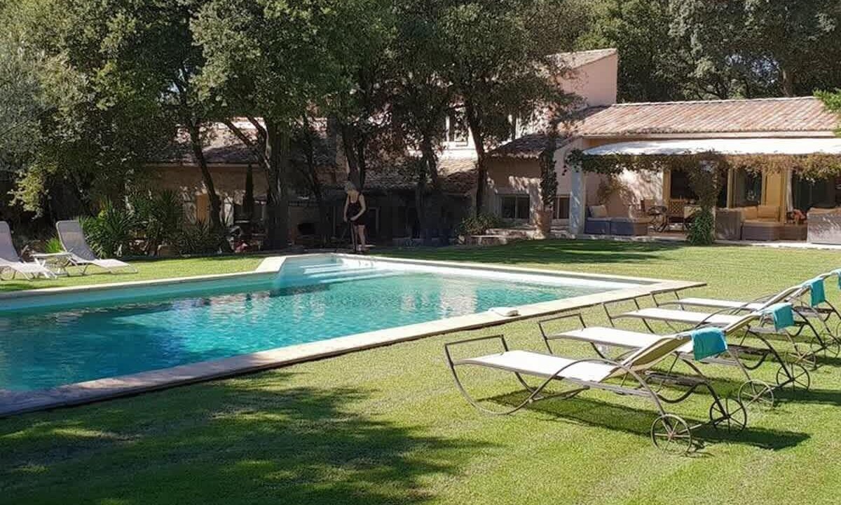 Photo of Outdoor in Orange