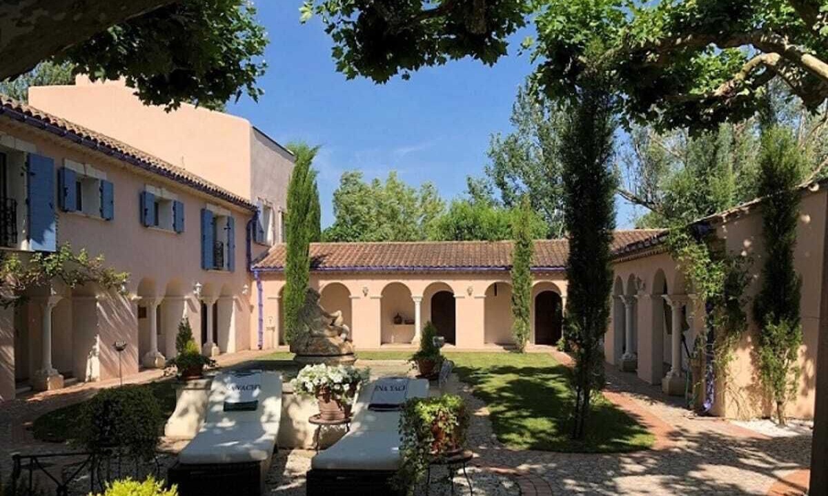 Photo of Outdoor in Noves