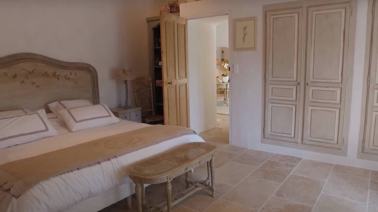 Photo of Bedroom in Lagnes