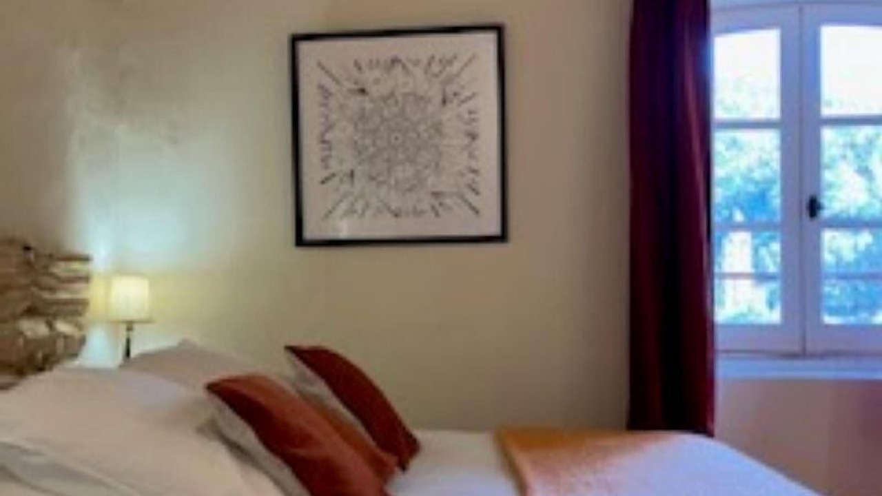Photo of Bedroom in Entrecasteaux