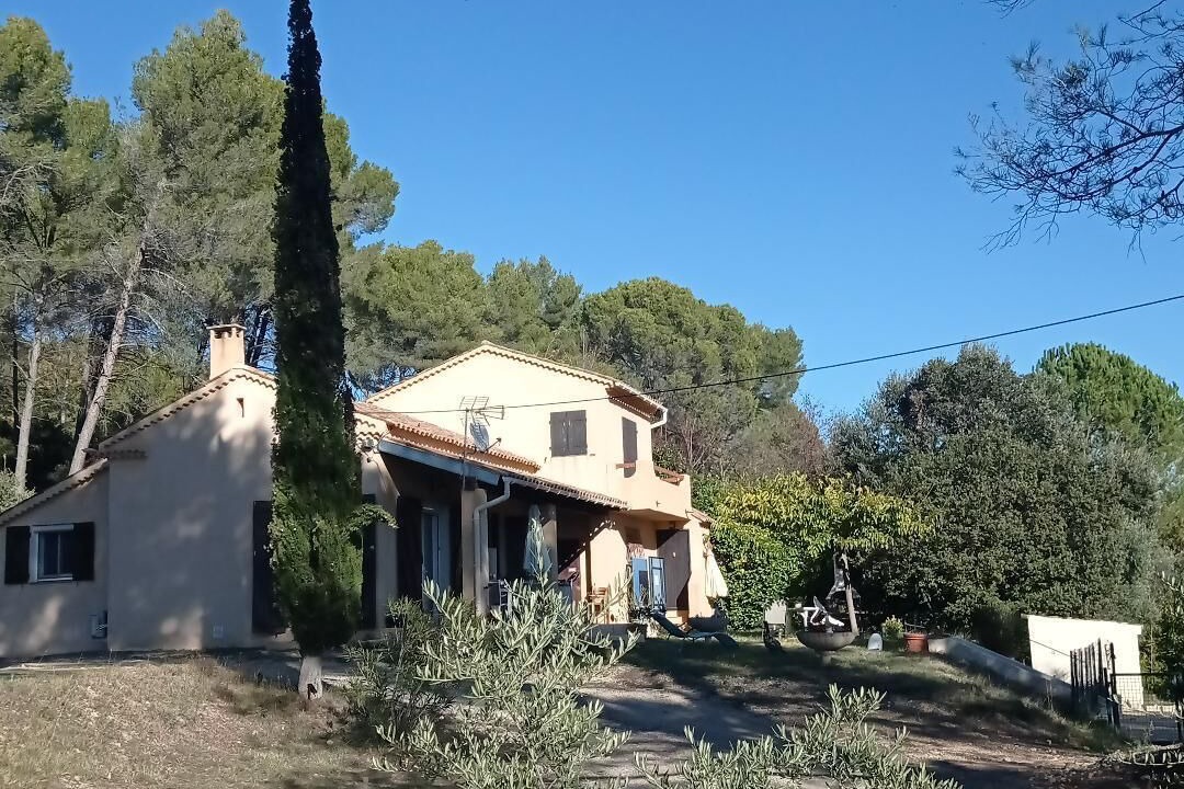 Photo of Outdoor in Villelaure